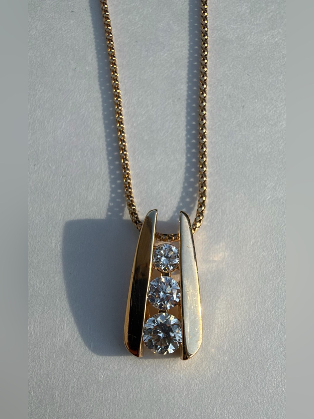 14k Yellow Gold .95ctw Natural Diamond Pendant Necklace
